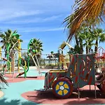 ZEcamping 4 à 200m de la plage piscine animaux acceptés salle fitness Sérignan